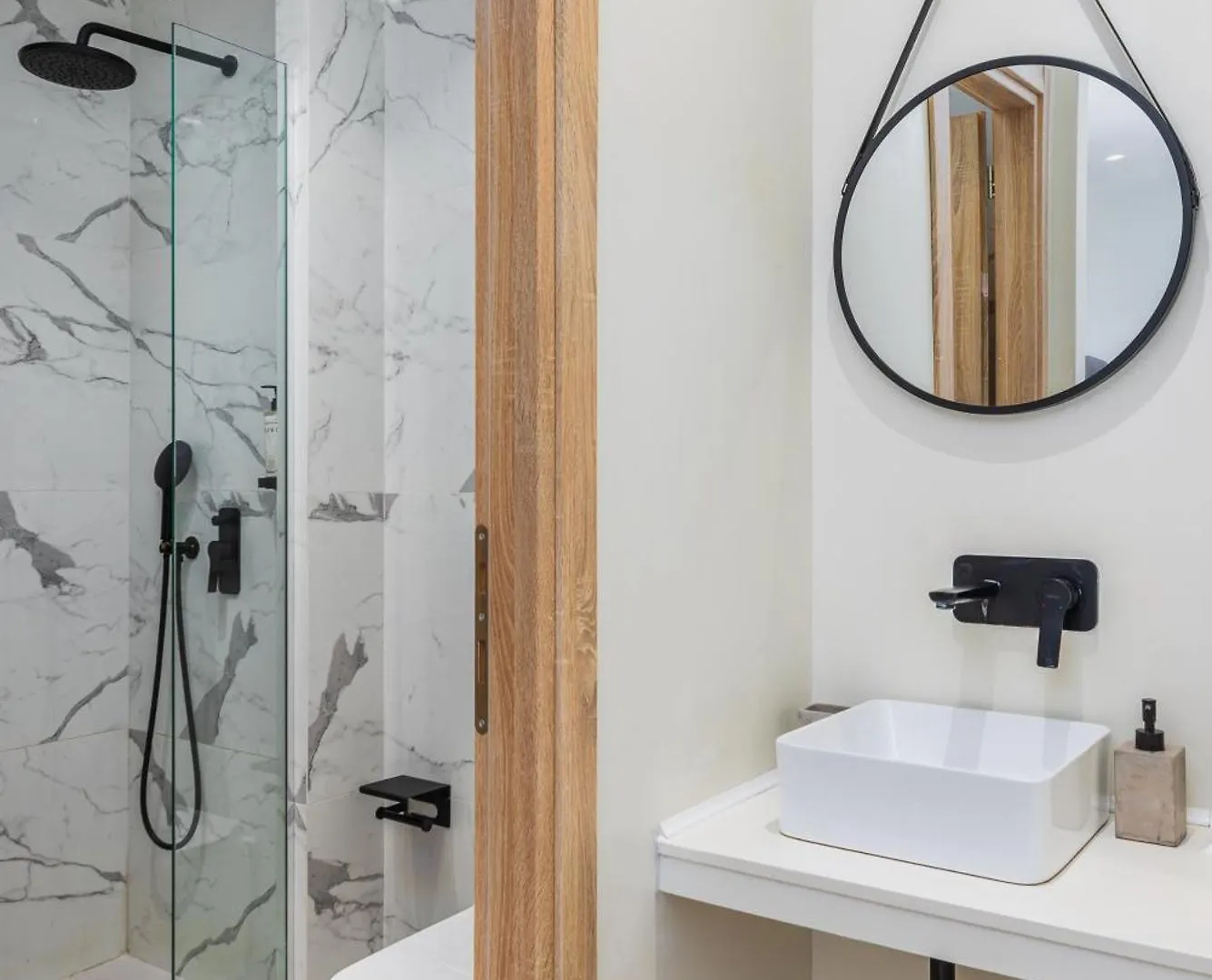 Blanc By Nest Apartman Szaloniki
